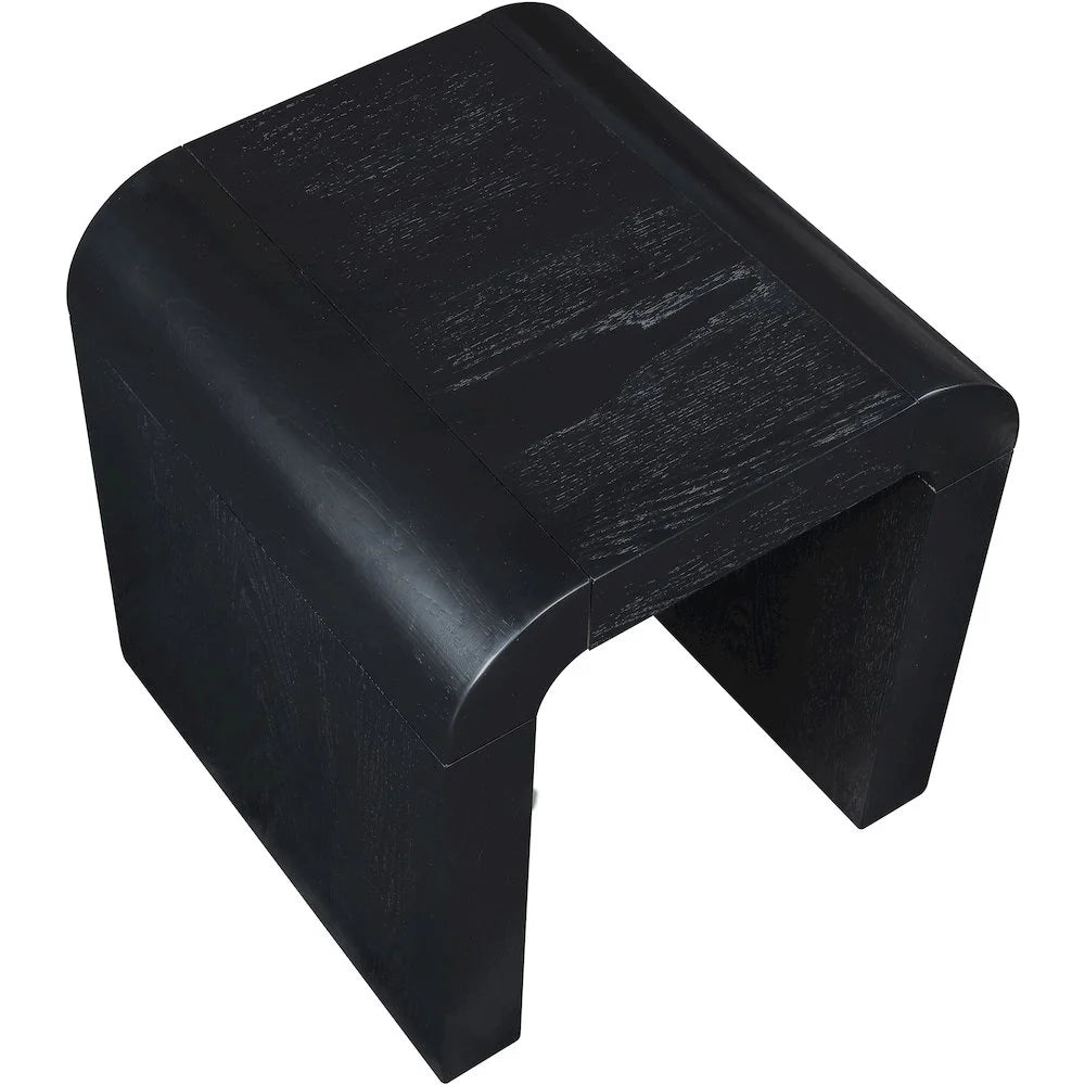 Black Oak Veneer End Table