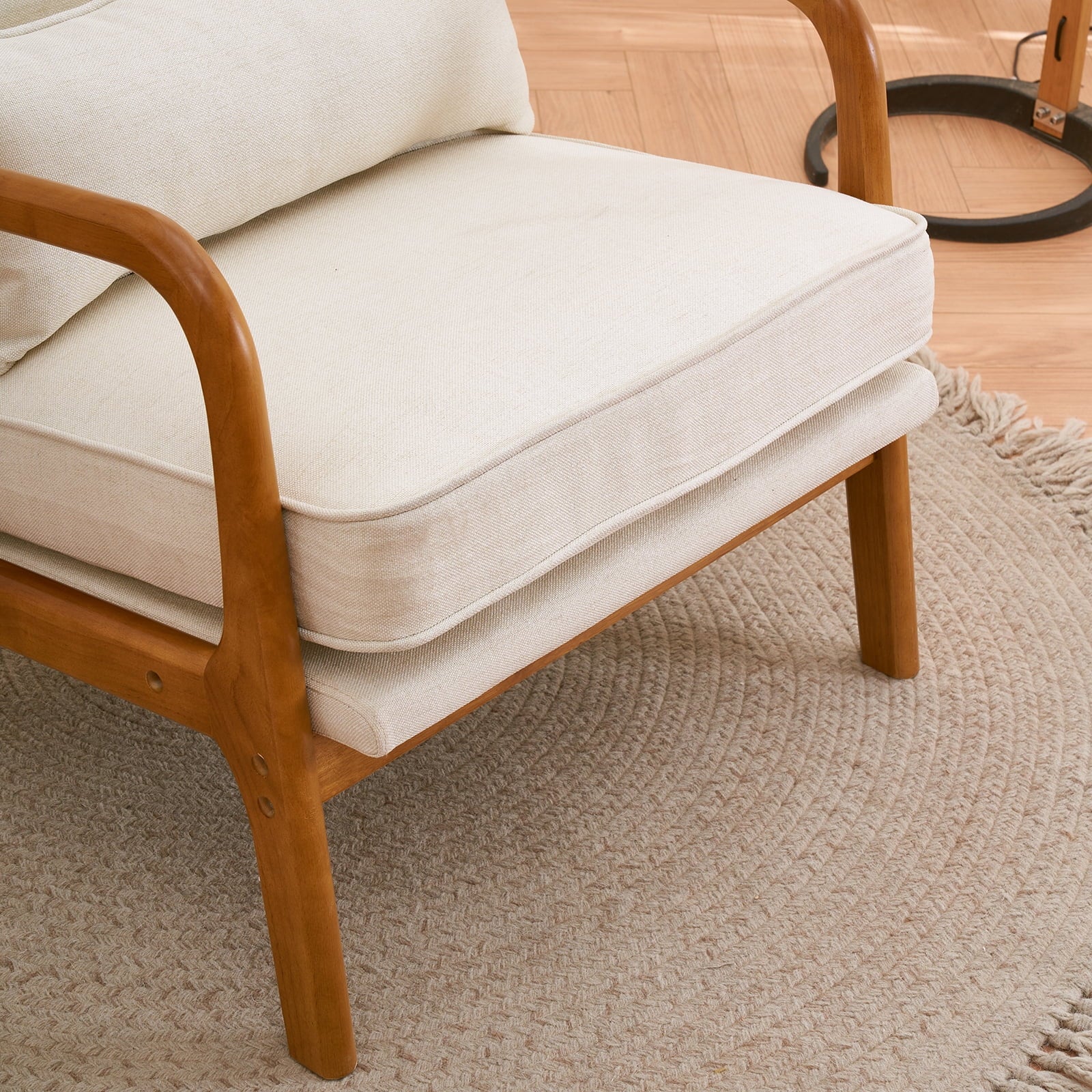 Modern Linen Accent Chair – Beige Reading Chair with Solid Wood Frame