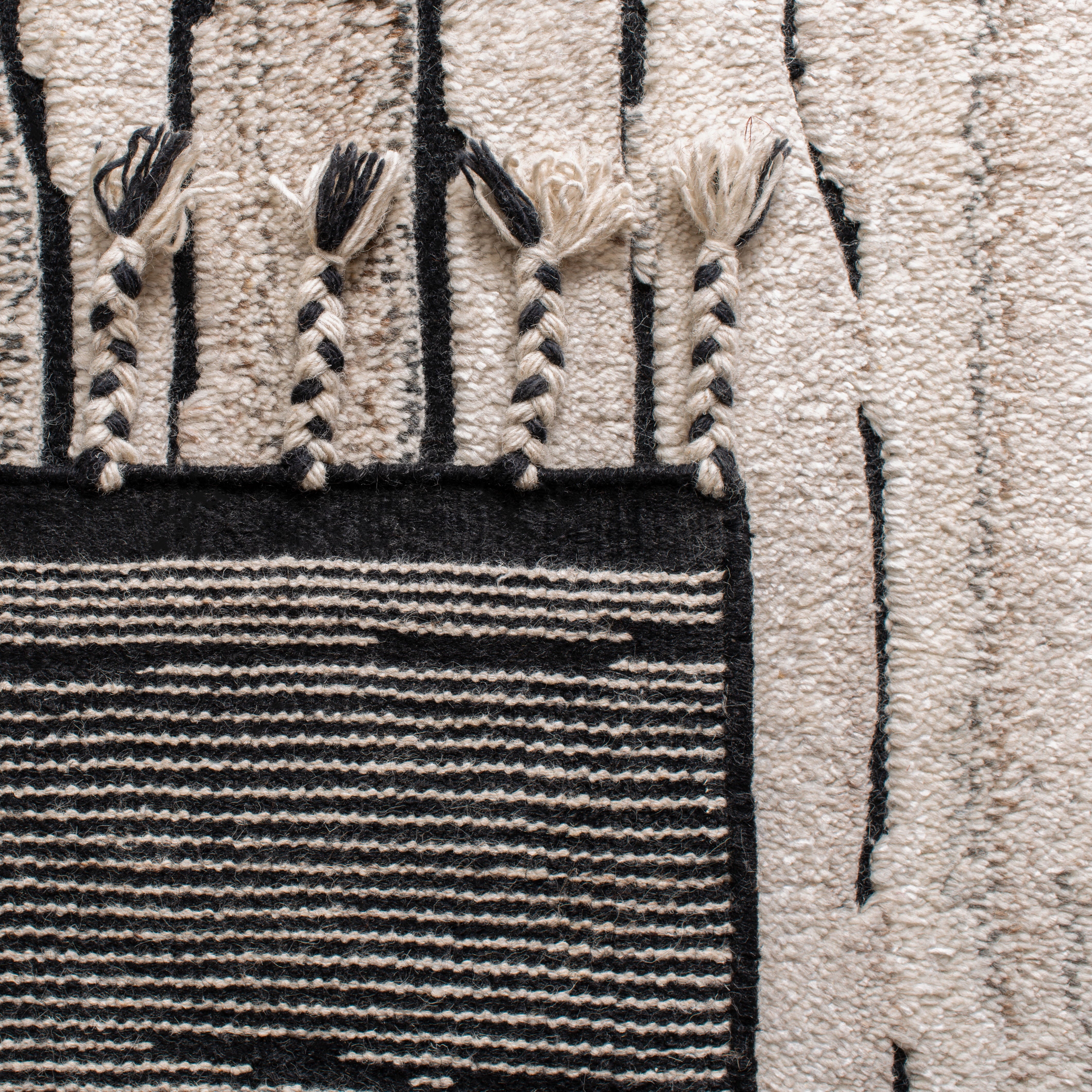 Casablanca Betty Abstract Area Rug - 8' x 10' Charcoal & Ivory Modern Decor Rug