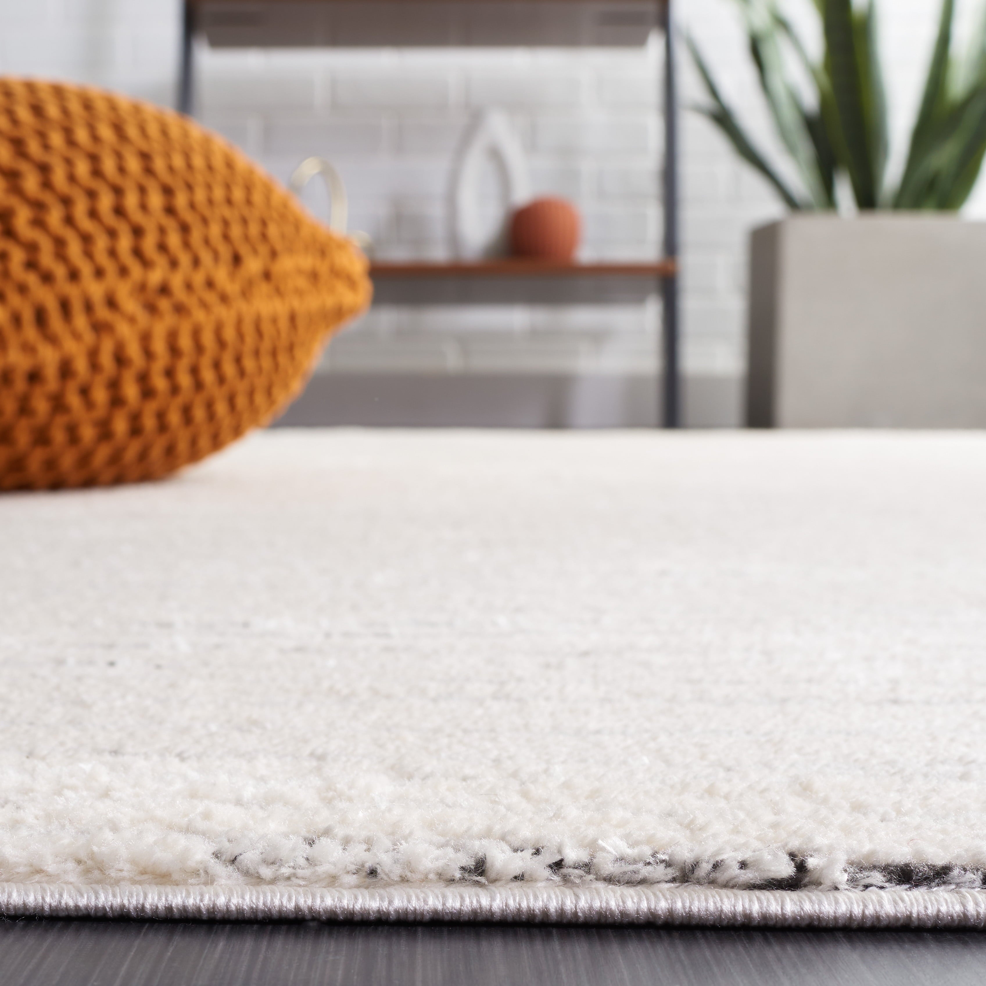 Modern Area Rug, Ivory/Black, 8' X 10'