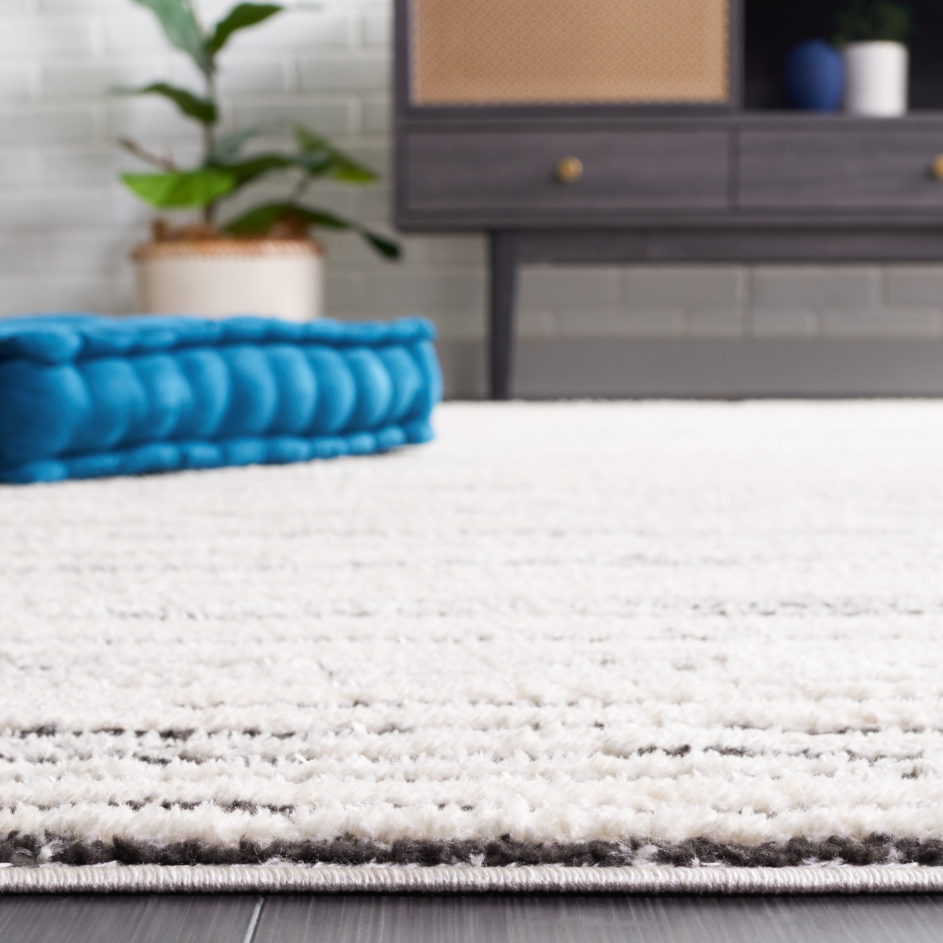 Melody Modern Area Rug, Ivory/Black, 8' X 10'
