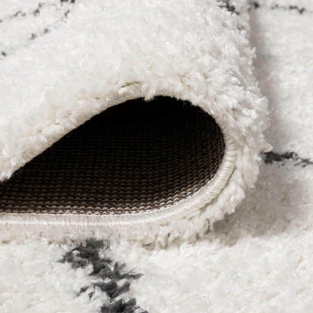 Moroccan Diamond Shag White/Gray 8 Ft. X 10 Ft. Area Rug