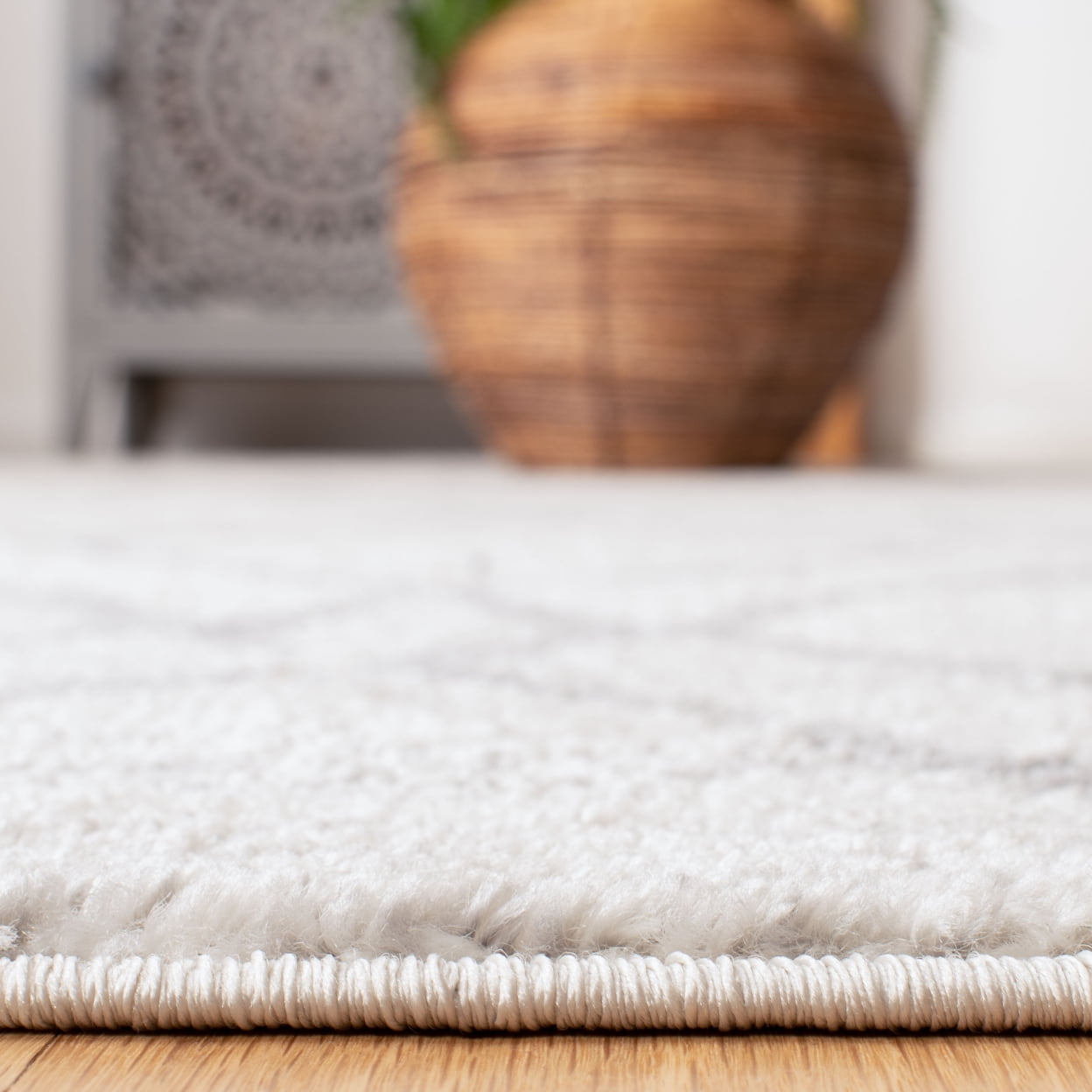 Geometric Area Rug, Ivory/Grey, 8' X 10'