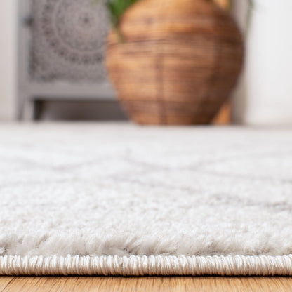 Geometric Area Rug, Ivory/Grey, 8' X 10'