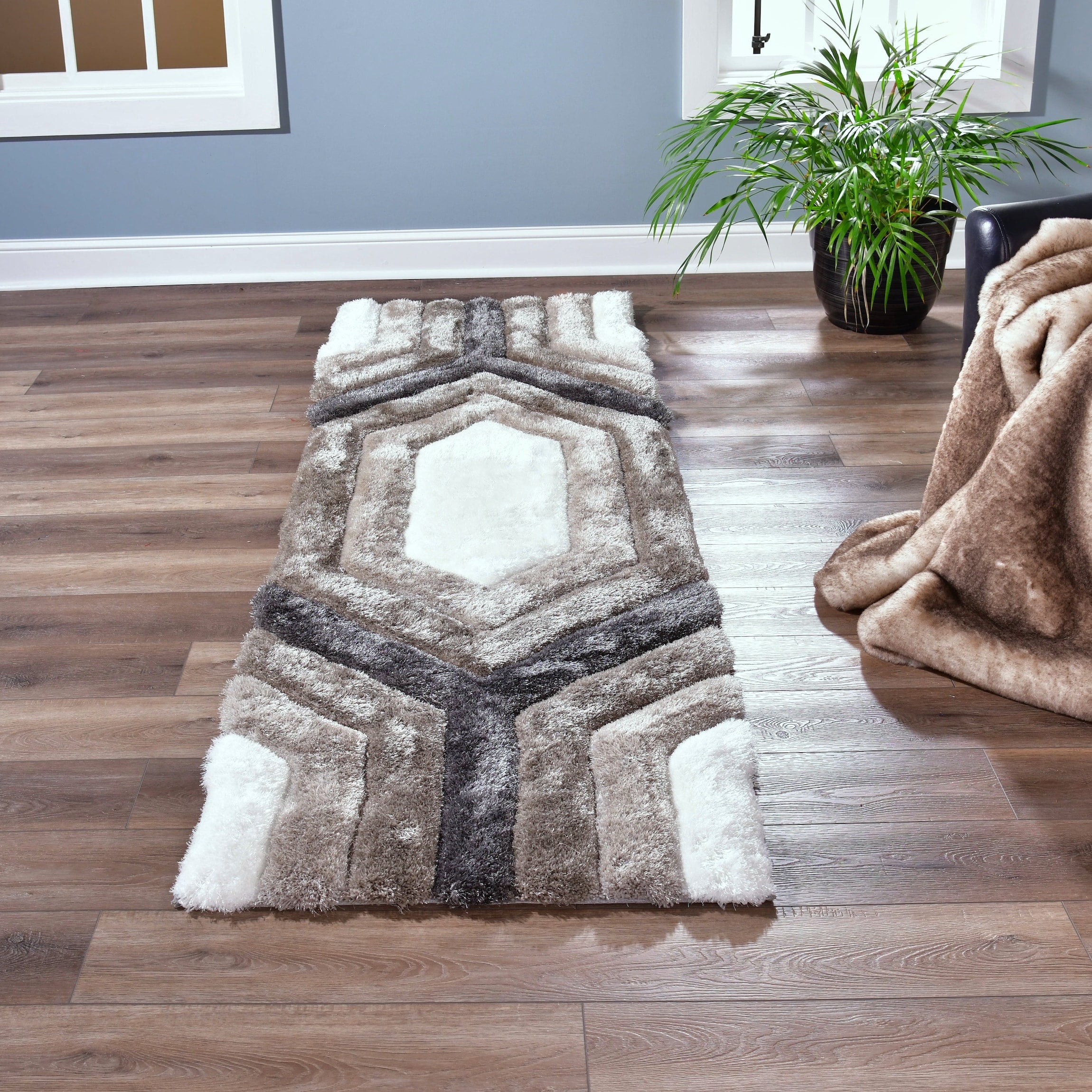 Grey/White Area Rug