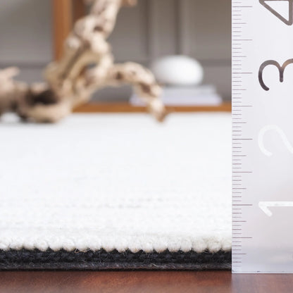 Casablanca Gloria Distressed Area Rug, Ivory/Black, 8' X 10'