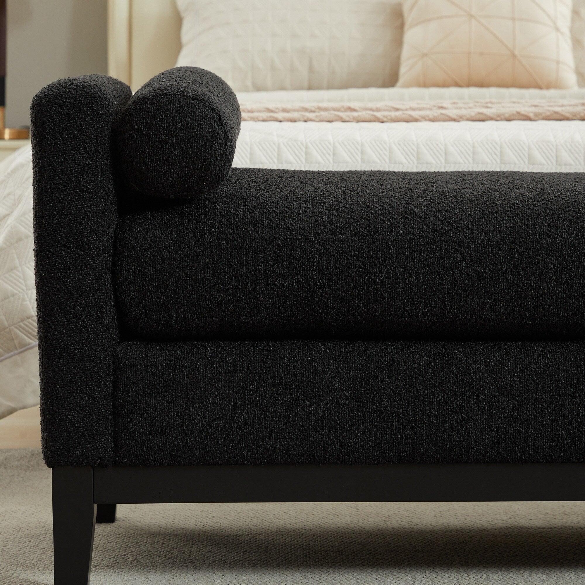 Bedroom Bench with Pillows and Solid Wood Legs for Living Rooms and Entryway