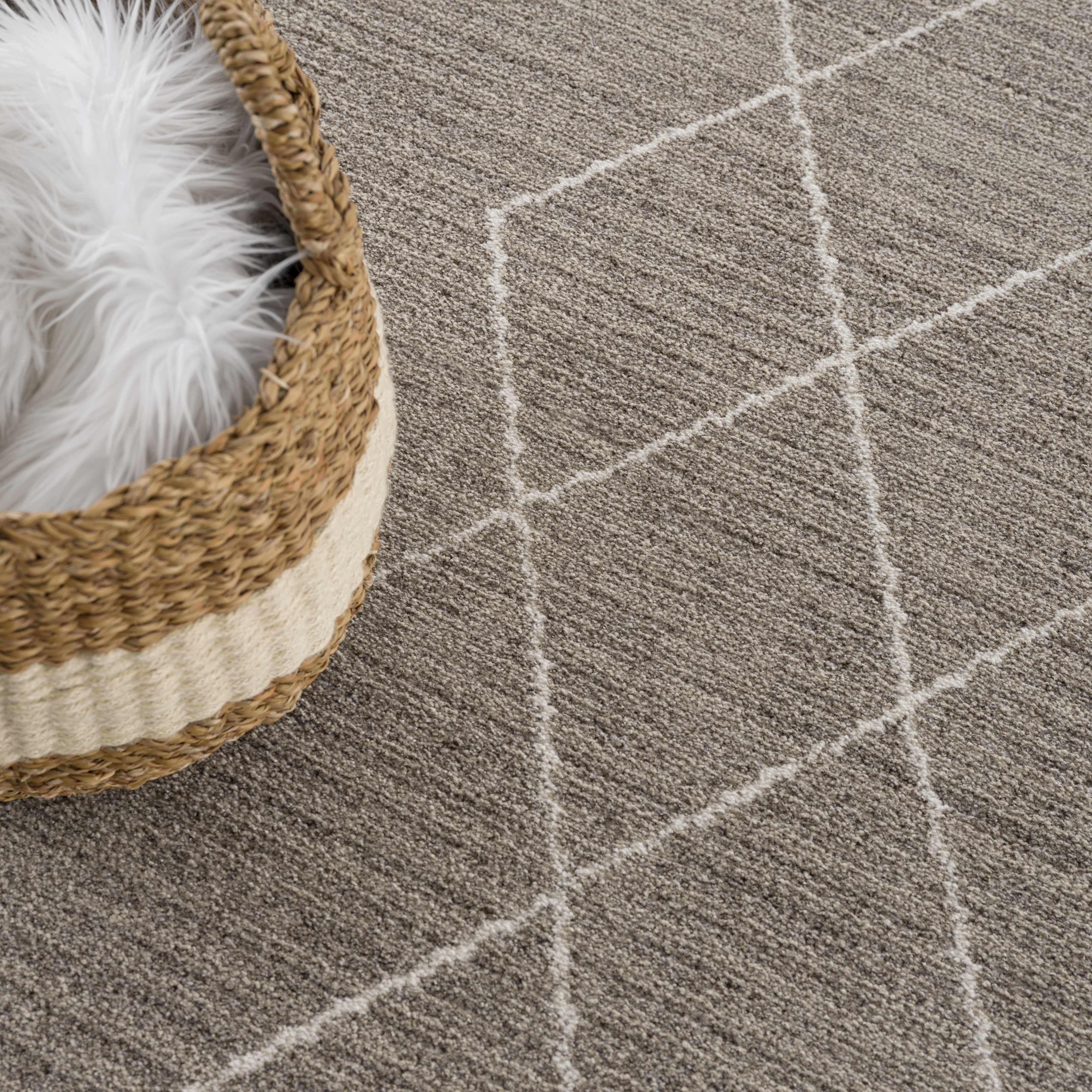 Kami Moroccan Area Rug - 7'10" X 10'