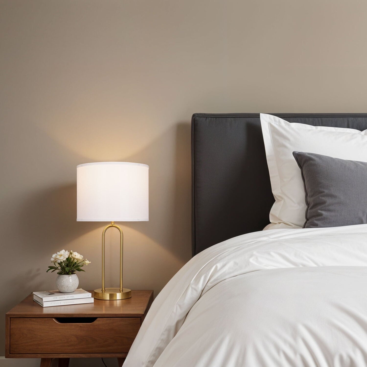 20'' Table Lamp with White Fabric Drum Shade Modern Table Light Fixture