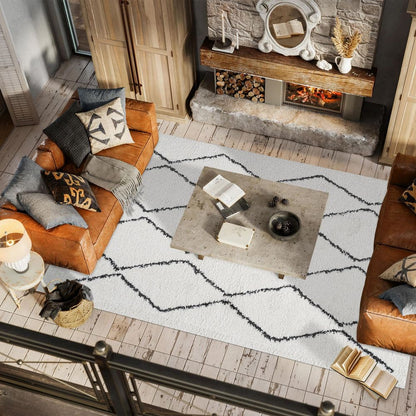 Moroccan Diamond Shag White/Gray 8 Ft. X 10 Ft. Area Rug