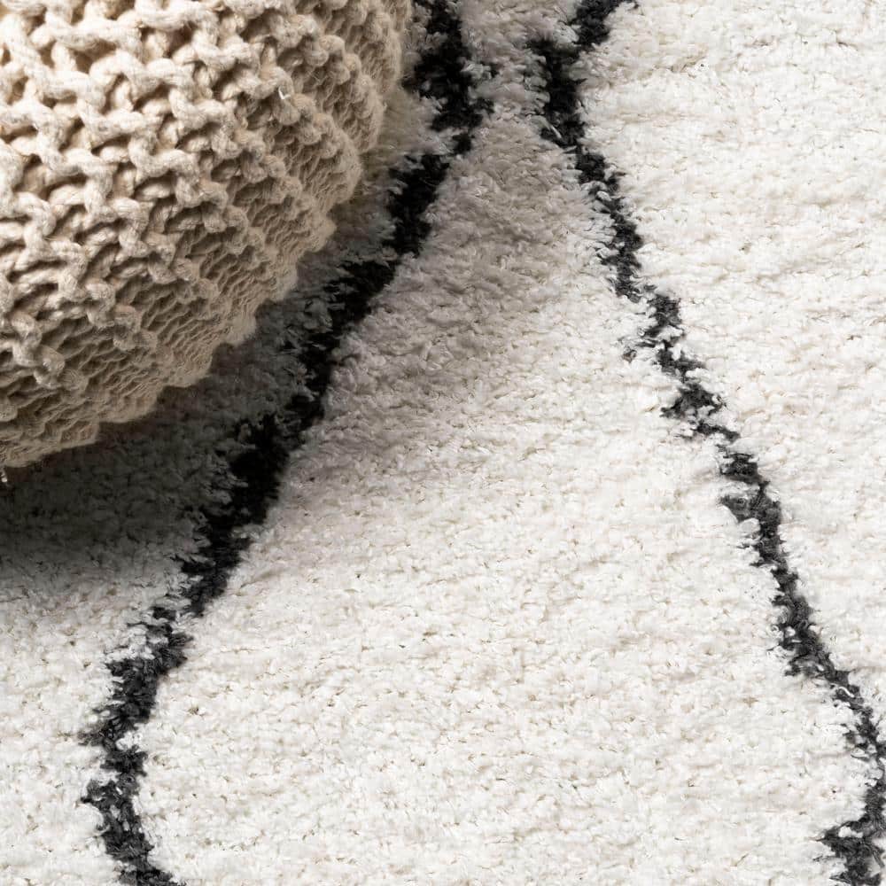 Moroccan Diamond Shag White/Gray 8 Ft. X 10 Ft. Area Rug